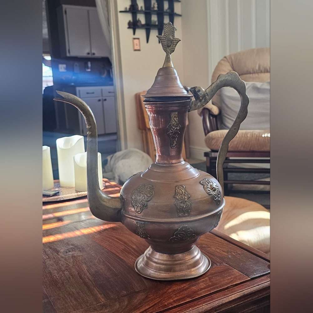 VINTAGE Turkish Middle Eastern Style Ornate Copper W/ Brass Trim Coffee/Tea Urn